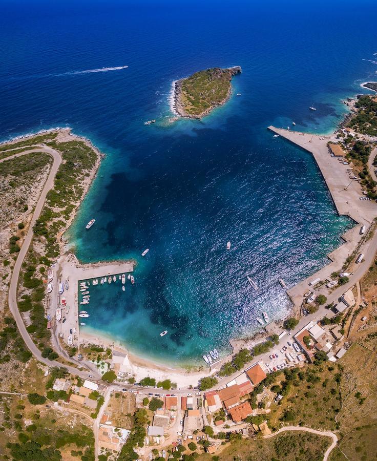 Coastal Paradise Found - Komis' Private Pool Retreat Агиос-Николаос Экстерьер фото